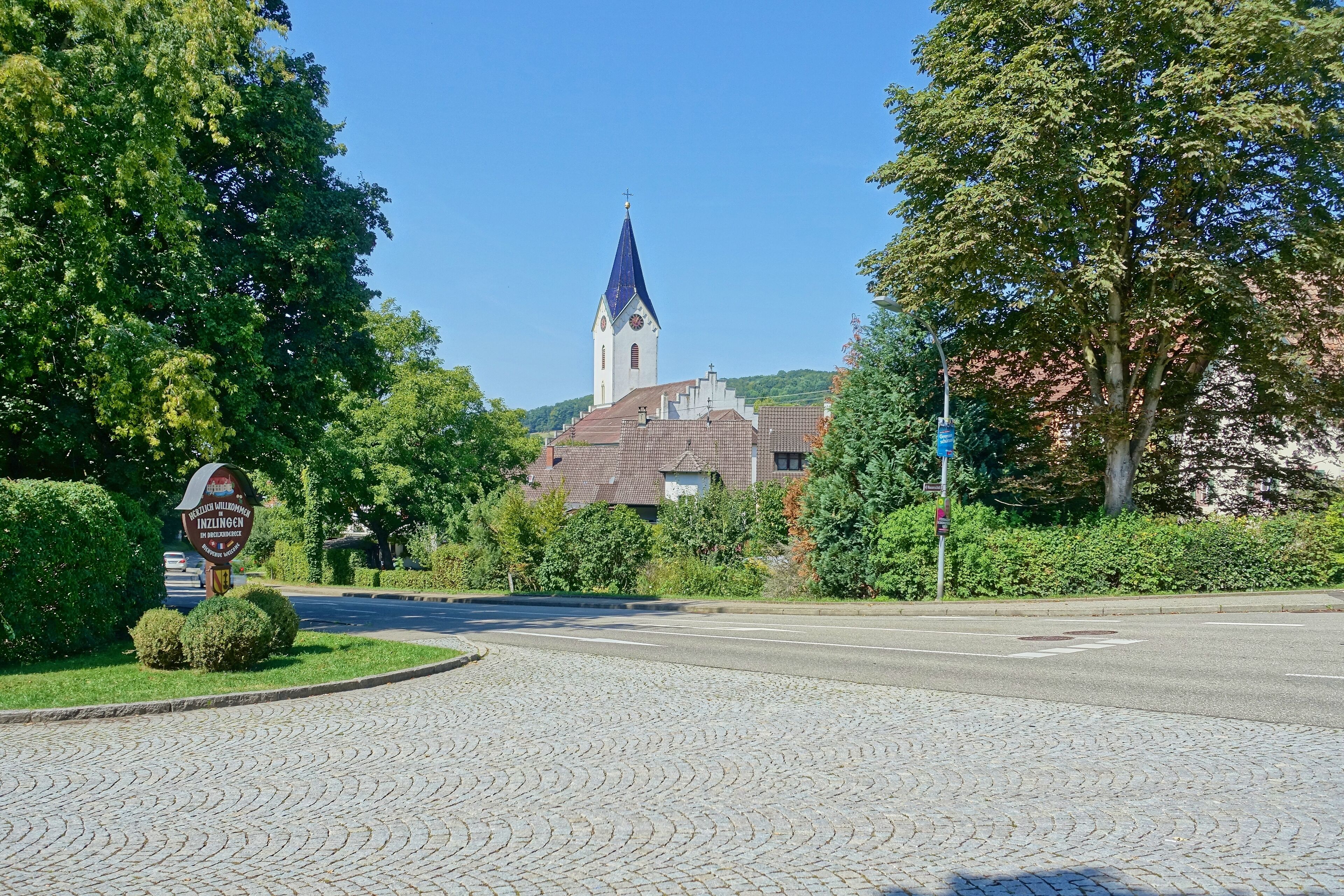 Kirchturm von St Peter und Paul