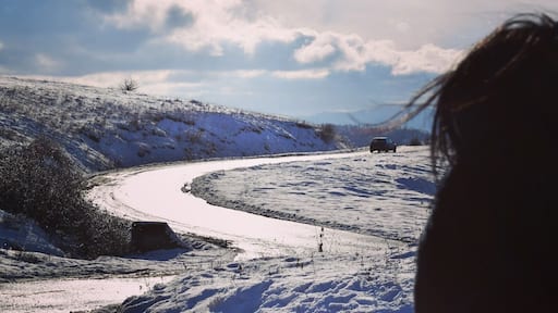 People always leave.
#winter2016 #home #snow #hills #transylvania