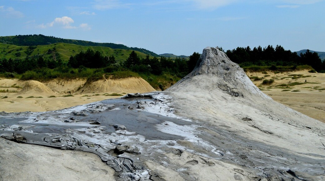 mud volcanoes,Romania