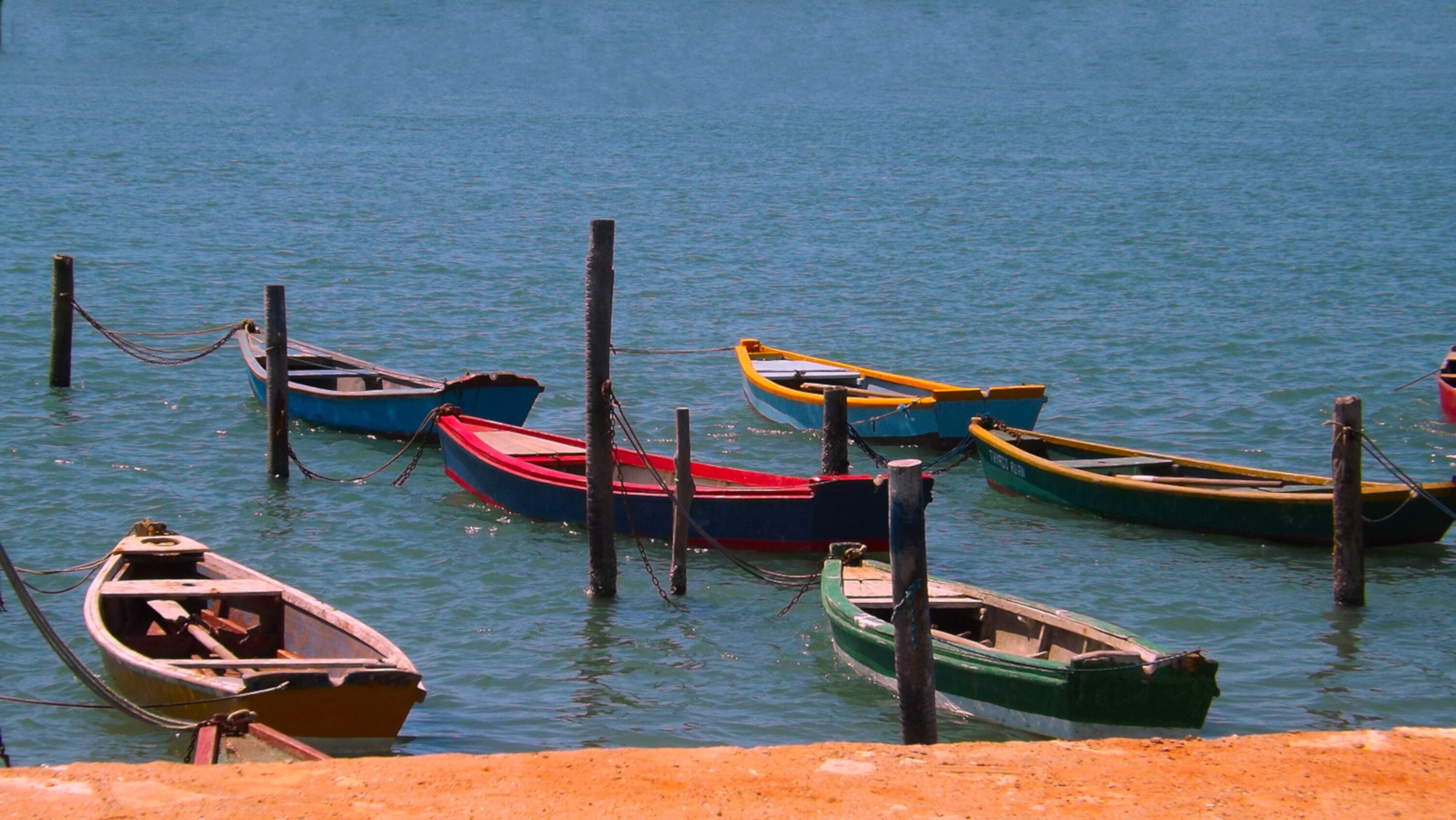 Barcos no cais de Grossos