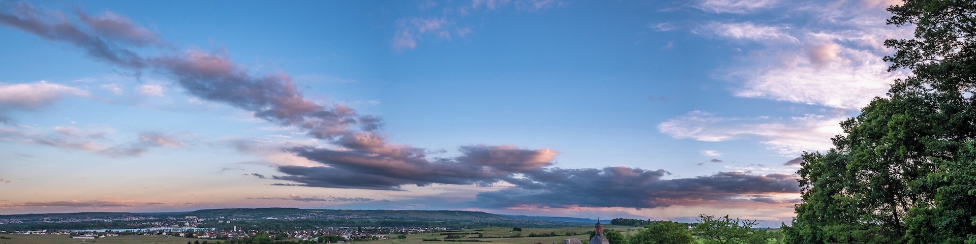 One of coolest photo spots in Oestrich Winkel.
#BVSBlue