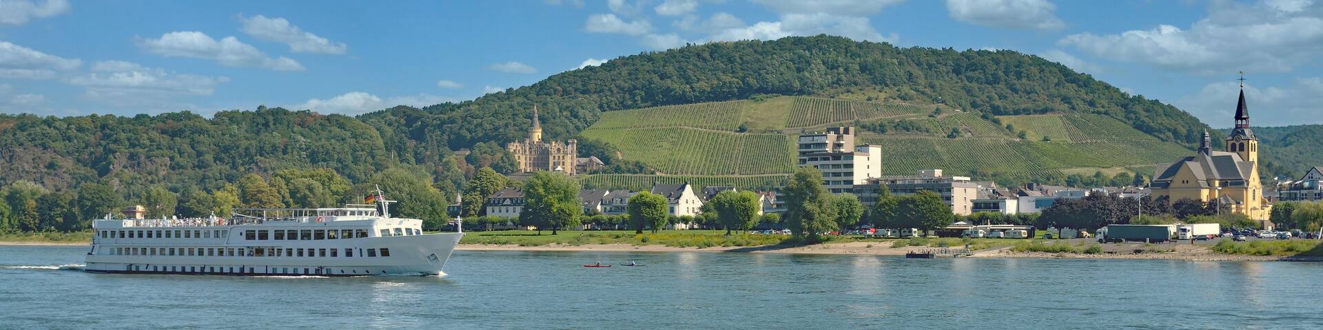 Blick über den Rein auf Bad Hönningen,Rheinland-Pfalz,Deutschland