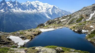 This may look like a cool and inviting day (I'm sure the water was) but it was over 95F in Chamonix that week and the hottest temps ever recorded in France were set that week.