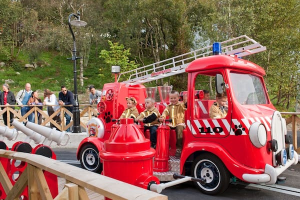 Kongeparken as well as children