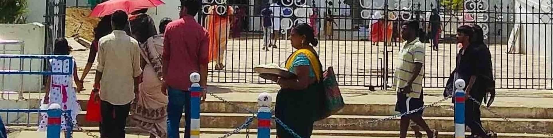The Basilica of Our Lady of Good Health, also known as Sanctuary of Our Lady of Vailankanni, is a Marian shrine located at the small town of Velankanni in the state of Tamil Nadu in southern India. The Roman Catholic Latin Rite Basilica is devoted to Our Lady of Good Health. Devotion to Our Lady of Good Health of Velankanni can be traced to the mid-16th century and is attributed to three miracles at sites around where the Basilica stands: the apparition of Mary and the Christ Child to a slumbering shepherd boy, the curing of a lame buttermilk vendor, and the rescue of Portuguese sailors from a violent sea storm.#velankanni church#basilica⛪️