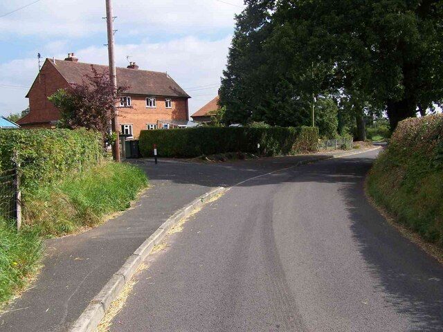 The Yelves, Hinstock