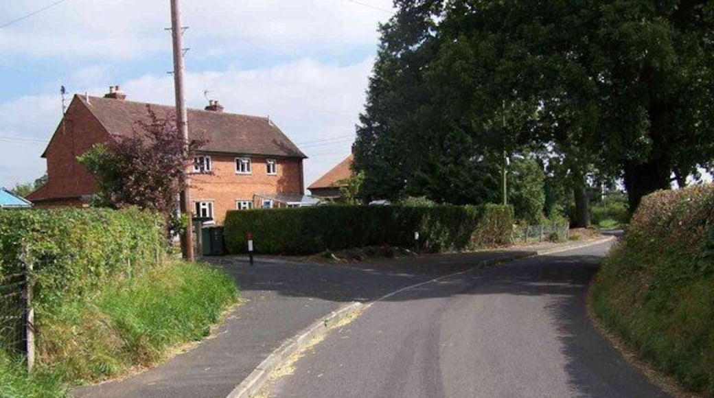 The Yelves, Hinstock