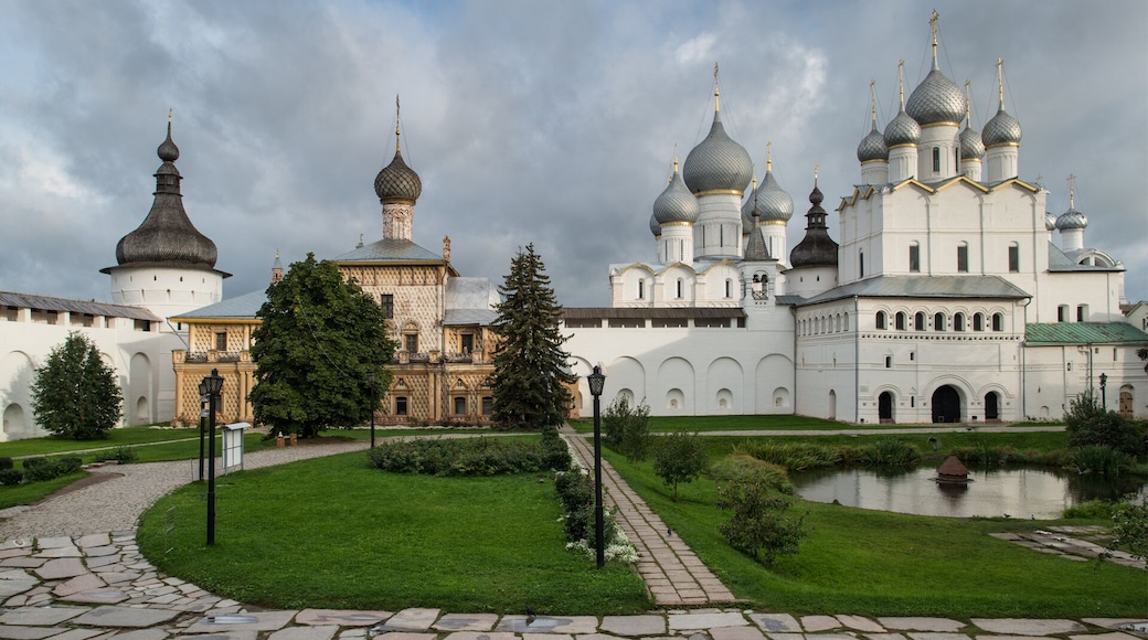 The Kremlin of Rostov, Russsia
#StunningStructures