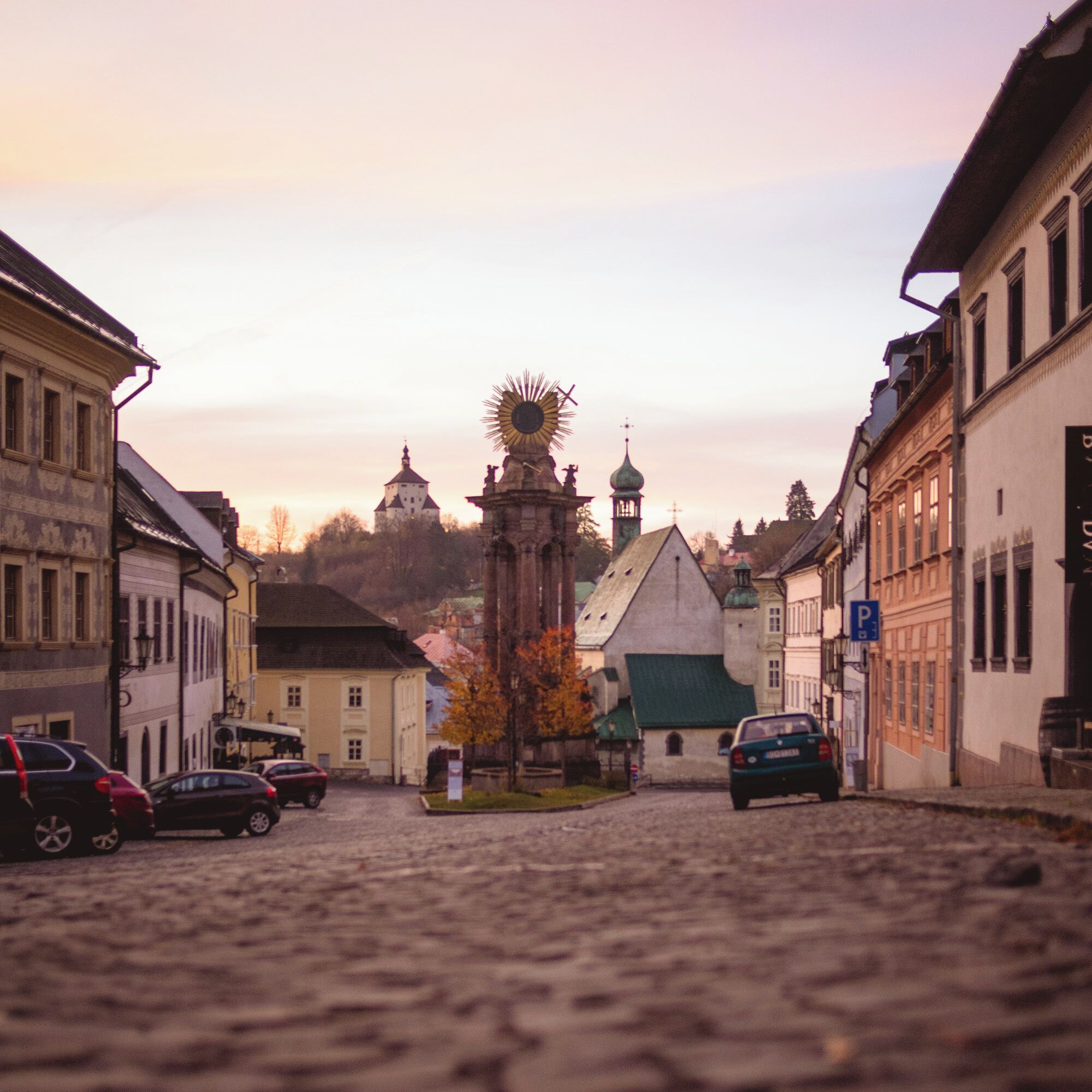 Banská Štiavnica is a picturesque and photogenic town. There are churches, palaces of rich miners and town houses standing in the narrow valley, small mining houses are cringing in the hills above them. All of this is inter-linked by little romantic streets and paths with hundreds of stairs. Do not miss Štiavnica promenade – an elevated pathway Trotuár, Ružová Street. In case you are interested in beautiful views, walking higher is worth it.