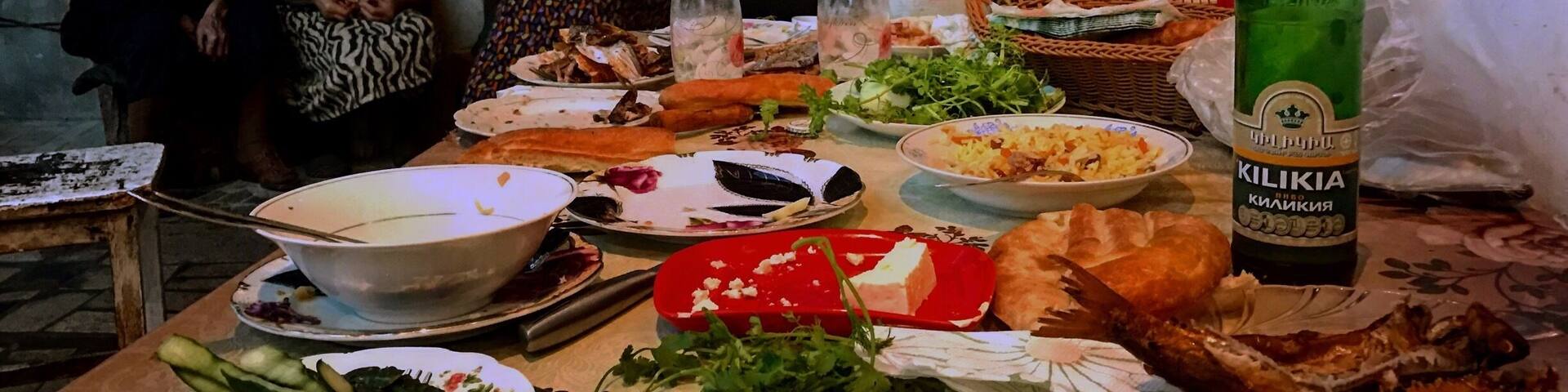 One of the greatest things about travel is all of the people you get to meet along the way. It's a bonus if they cook you an amazing dinner! #lifeatexpedia #roadtrip