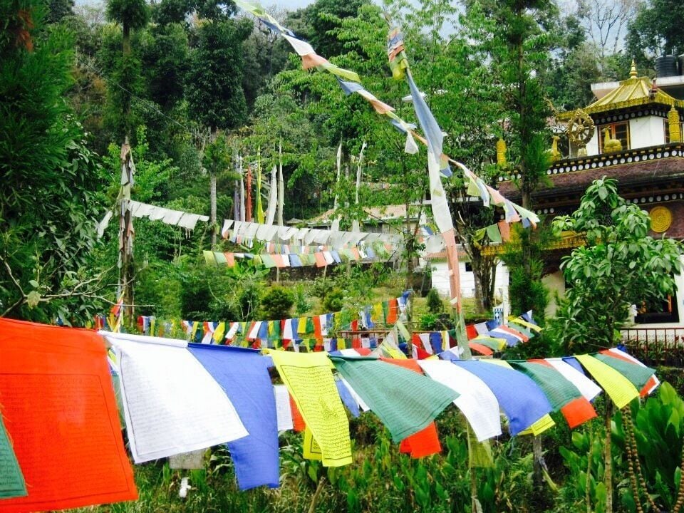 So many prayers at kachiperi lake,Pelling. It is one of those hidden gems of Sikkim that cant be left unexplored. Its colorful ,peaceful and beautiful 😀