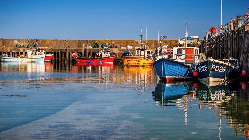 A small, but busy, fishing port just south of Peterhead, Scotland. Plenty of opportunity for some nautical photography.

#BVSBlue
