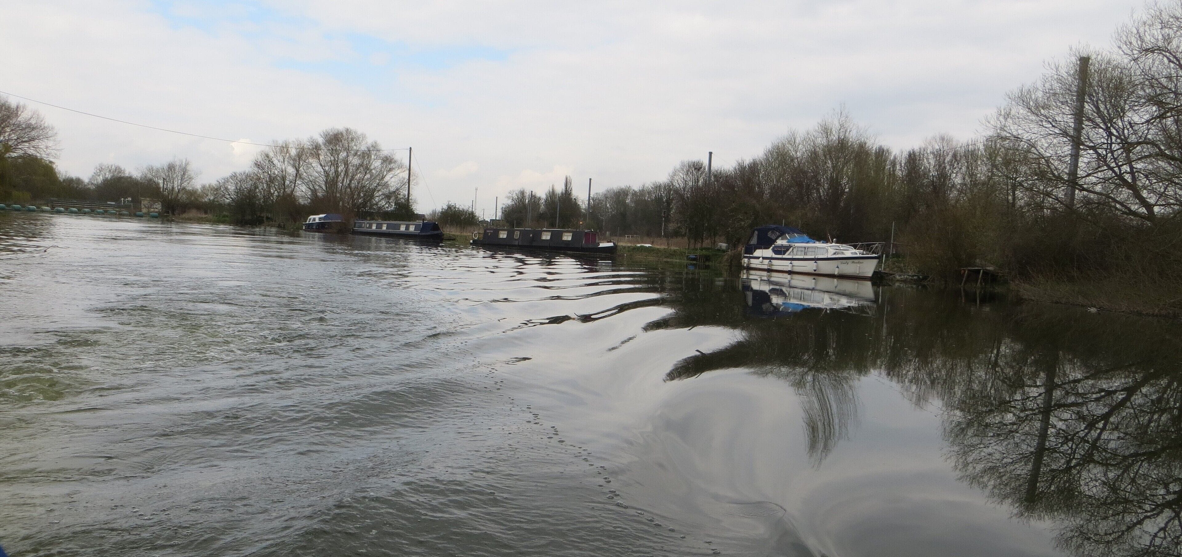 Passing moored boats above Offord - April 2016