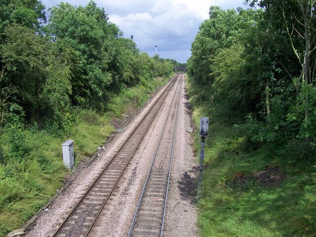 Railway towards the Refineries and Immingham Docks. This railway provides access to both the Killingholme refineries and Immingham Docks and is heavily used for the transportation of Iron ore and coal from the bulk terminal 416743.