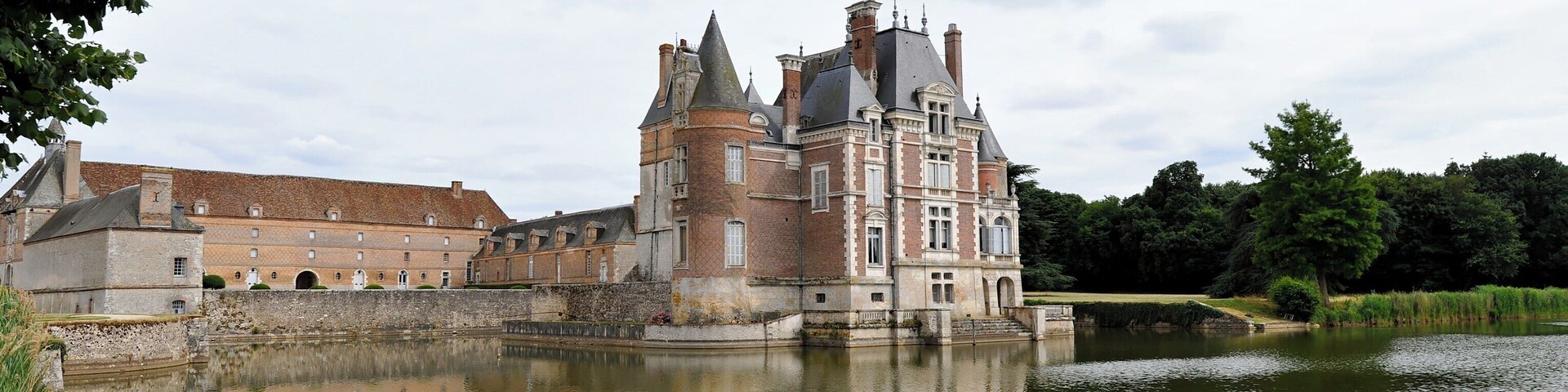 Le château de La Bussière