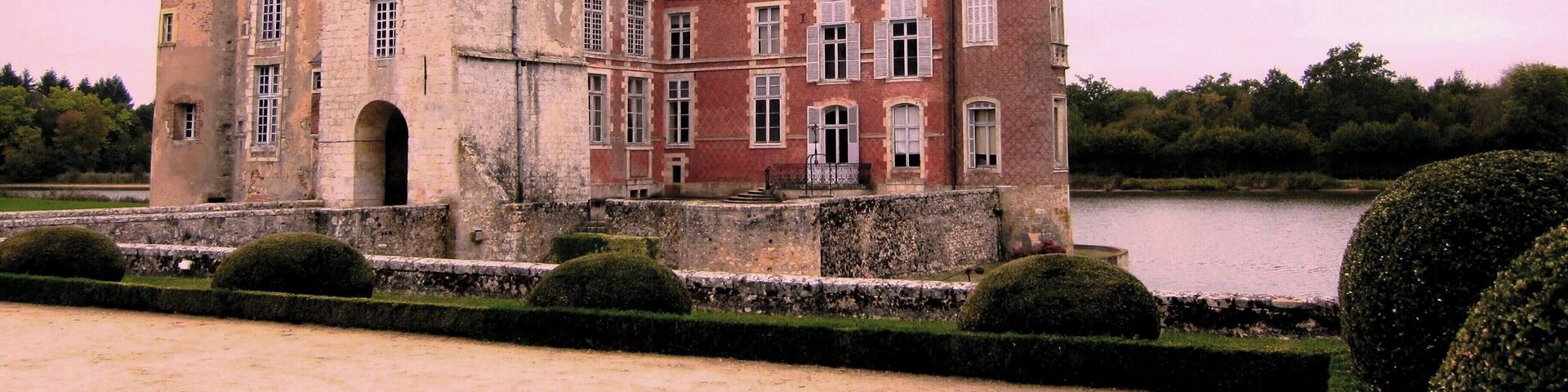 Chateau de La BussiĂšre