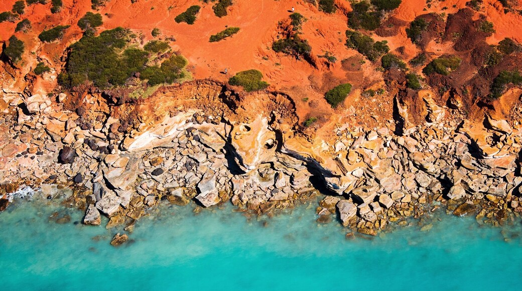 Even though I’m a full time travel photographer I have so far resisted the urge to buy a drone. I love that I can honestly say that any tourist can see the same views that I shoot! This is Broome from the air, taken on a scenic helicopter flight with KAS Helicopters. The Kimberley is best seen from the air or water in my opinion. 😍😍 Western Australia.