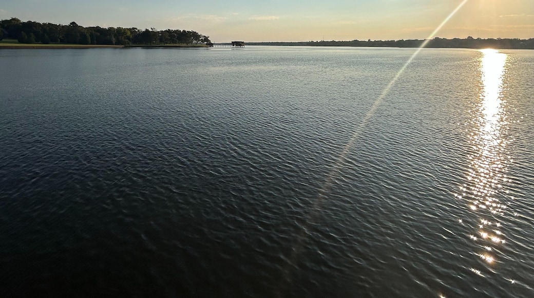 Sunset Over Cedar Creek Reservoir in Texas with Vibrant Water Reflections