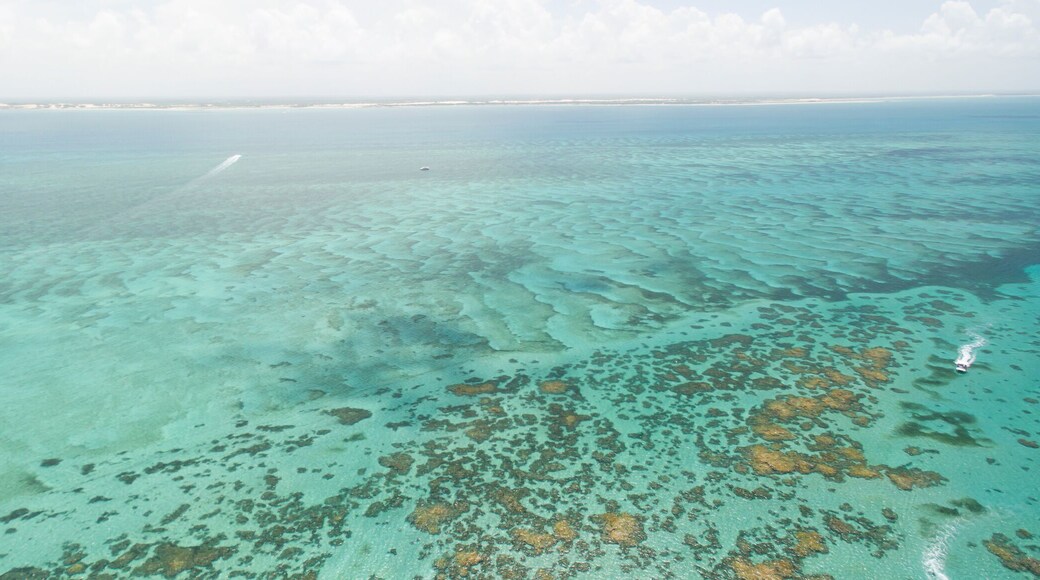 Imagem Aérea das Parrachos de Maracajaú, o Caribe Brasileiro no Município de Maxaranguape, no Rio Grande do Norte, Brasil