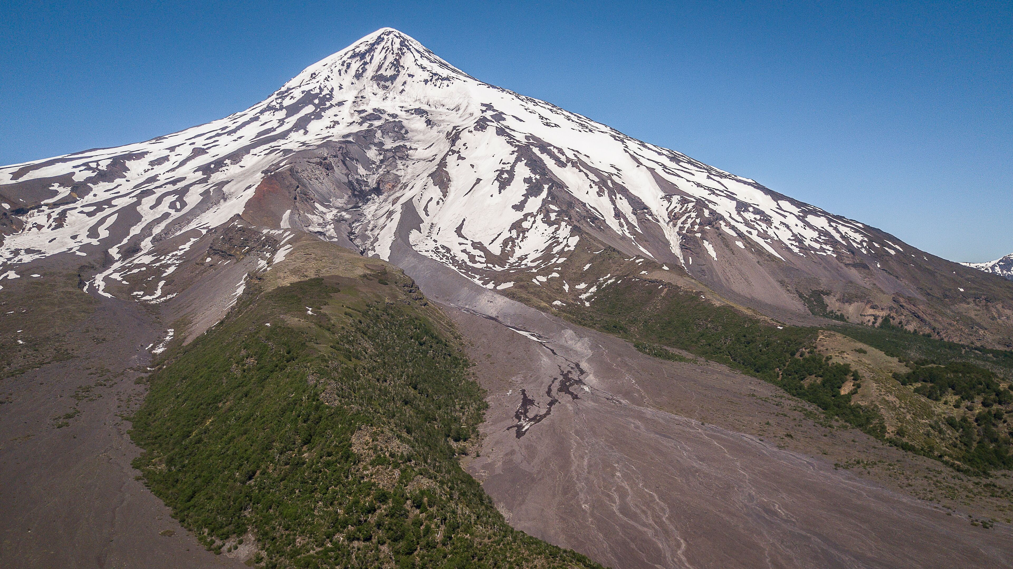 安第斯山脉的犹宁