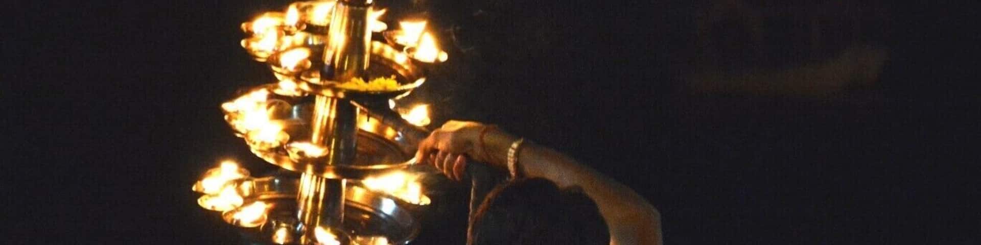 Every evening Holy Narmada is worshipped in such a way