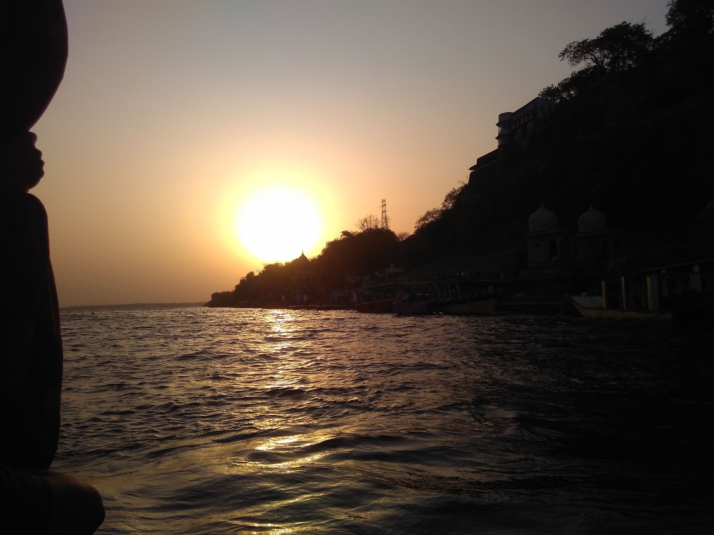 #somethings give me #childshappiness .... #ferrying through #narmada river #turnedout to be #oneofthem 😊