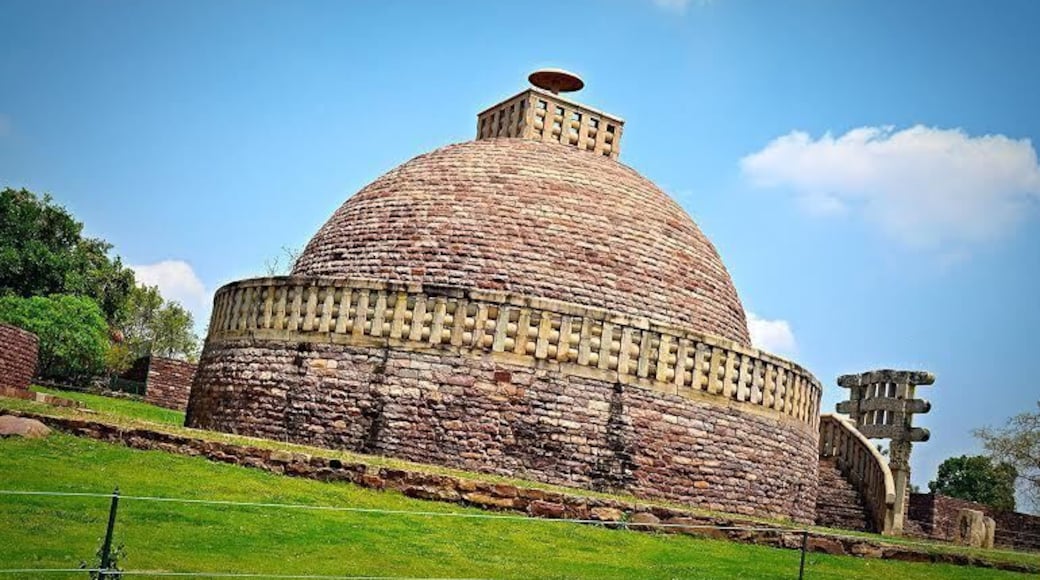 Beautiful view of the Sanchi Stupa :)
#architecture