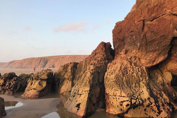 Imin Tourga beach in Mirleft Morocco has one of the cleanest and largest shorelines in Mirleft. This was taken as the sun was setting. Itâs also a great place to watch the sunset. #morocco #mirleft #imintourga #travelmorocco #travel #africa #beaches #northafrica #flashpackingbarbie #nofilter #naturallight #moroccanbeaches