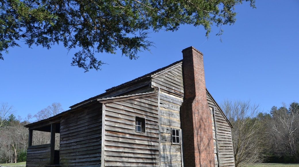 Old house in Cads Cove. There are approx 10 houses and a few churches to see on this route. It's a great place to visit with no cell phone service!