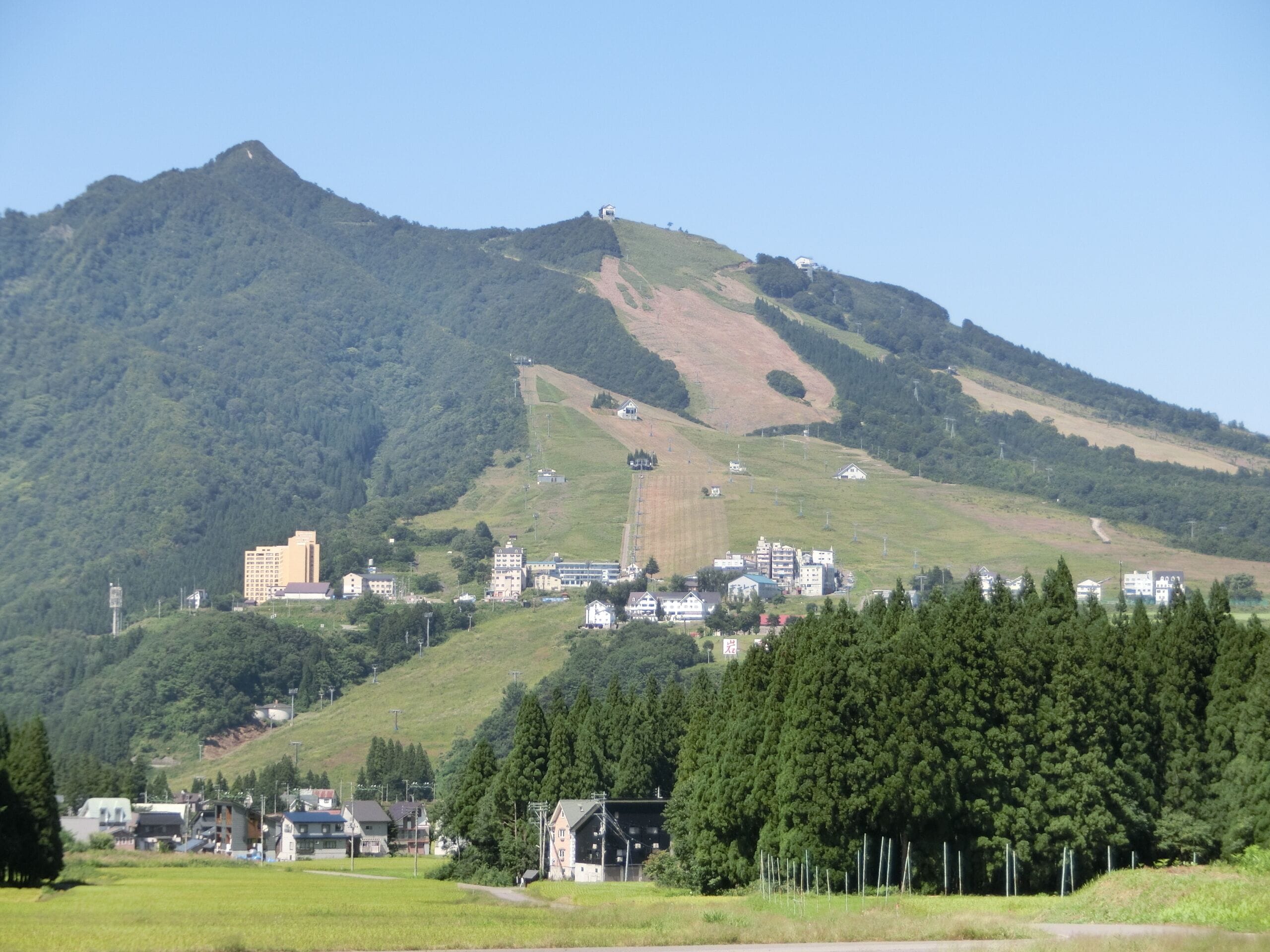 Mount Iiji seen from the SSW.