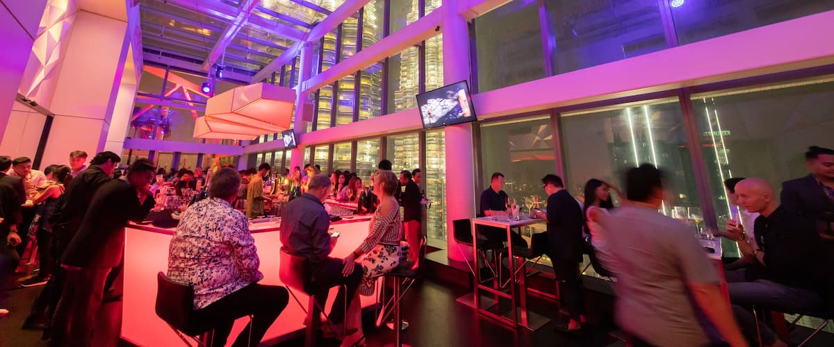 Kuala Lumpur showing nightlife, interior views and a bar