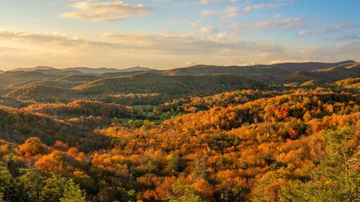 Autumn sunset at Flat Rock overlook on the Blue Ridge parkway - north carolina