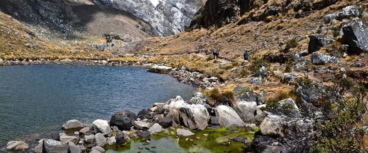 In Peru's Cordillera Blanca is a stunning 4 day trek, the Santa Cruz, which takes in rivers, lakes, mountains, glaciers, llamas and so much more. Definitely worth the effort, amazing #hiking!!