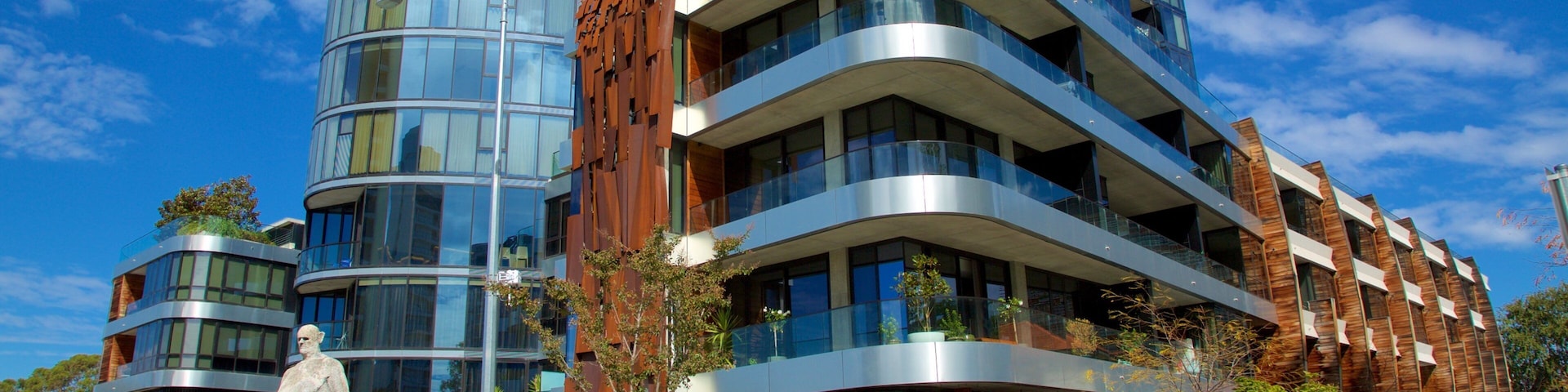 Acton showing a city and modern architecture