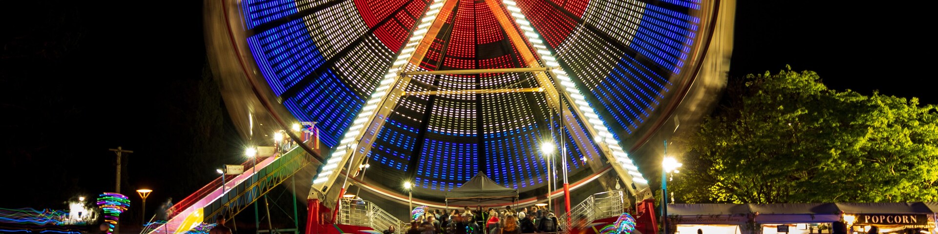 Floriade NightFest showcased the amazing flora festival under a new light.
#night #flora #ferriswheel