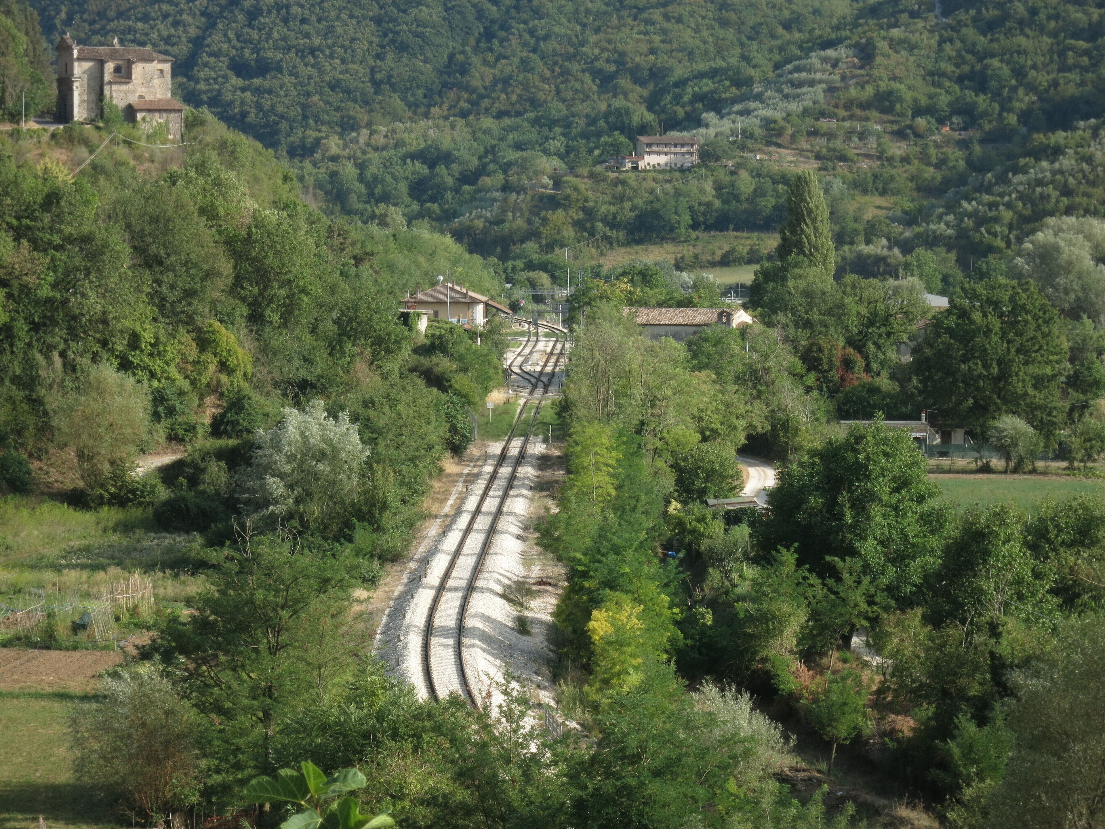 Cittaducale train station (province of Rieti, Lazio, Italy), on the Terni-Rieti-L'Aquila-Sulmona line.