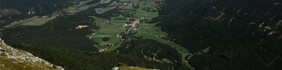 Just 1 1/2 hours away from Vienna, you can do a day trip to the Alps. Take the train to Puchberg and then the Schneebergbahn. You can just relax in the mountains or go hiking. It is really worth the trip.
#LifeAtExpediaGroup