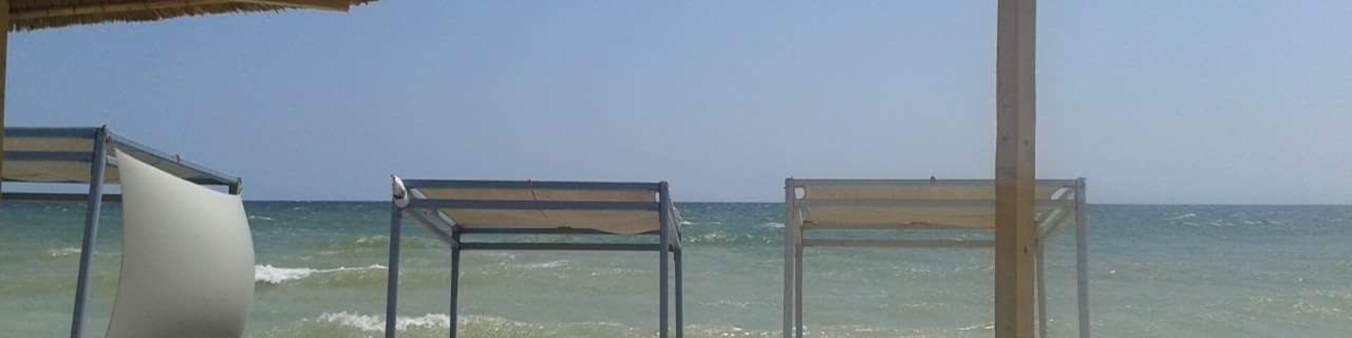 Good music, cold drinks, sun & sea! What else is there?