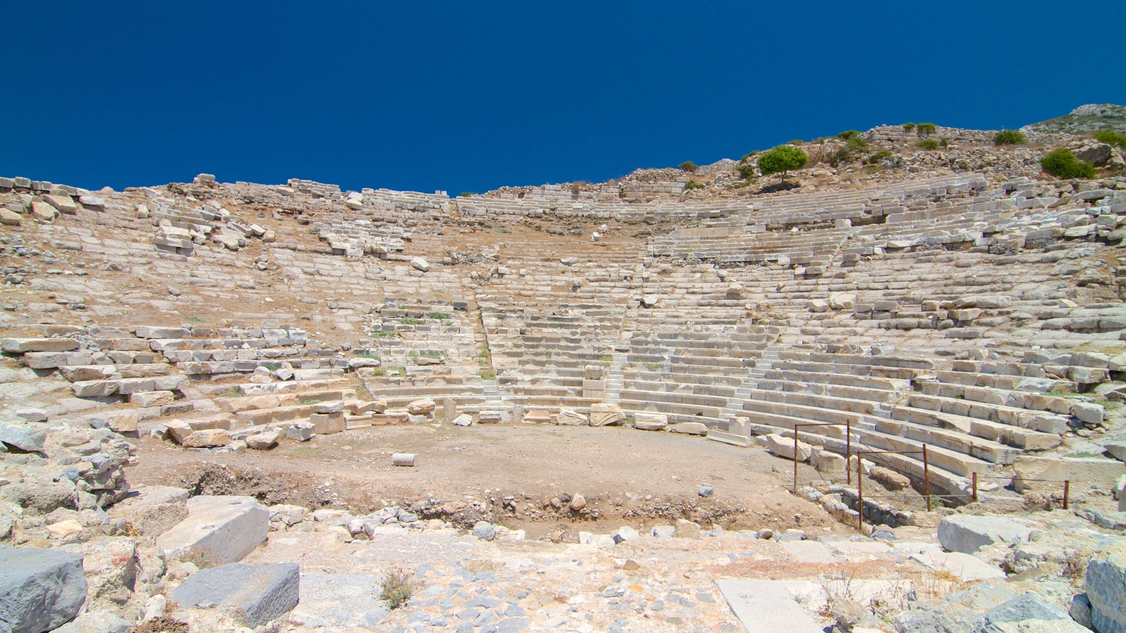 Knidos showing building ruins