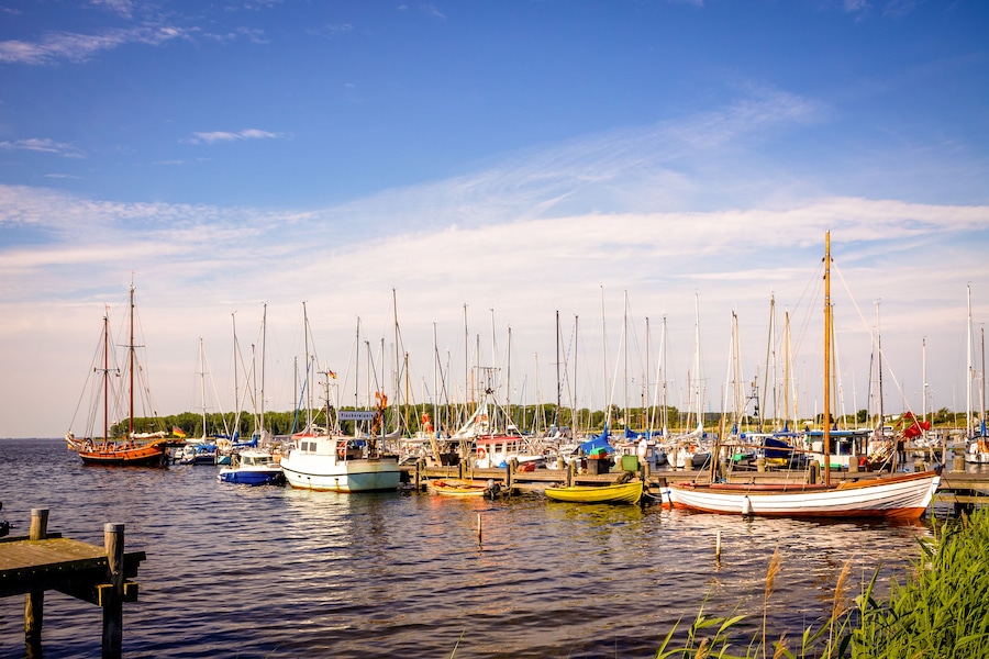 Rerik, Marina ; Shutterstock ID 669155092; Purchase Order: -