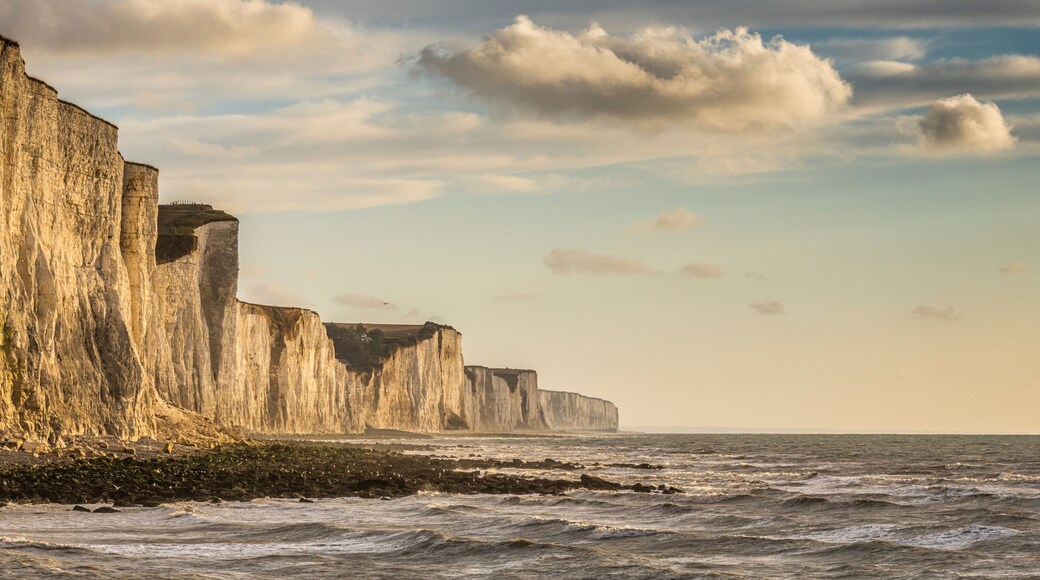 Un soir au pied des falaises à Ault