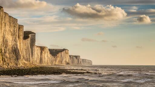 Un soir au pied des falaises à Ault