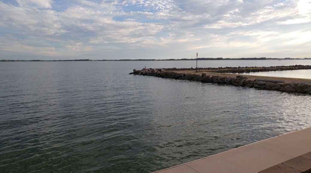 Grand Lake is underappreciated. It has wonderful boating and cool vistas. We stayed at a condo right on the lake. Blue Herons everywhere.