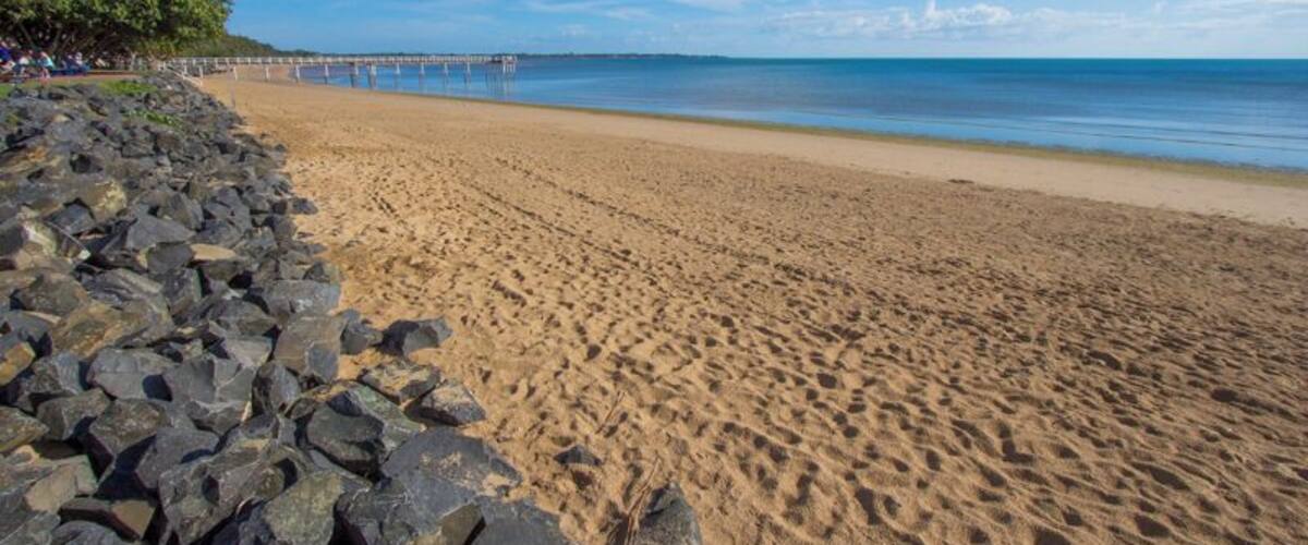 Take a walk along the Esplanade
The 14km long shared pathway stretches from the Urangan Harbour at the eastern end of the city to Gatakers Bay in the west. 
It’s also a great spot for BBQ’s and fishing off any one of the small jetties along the way