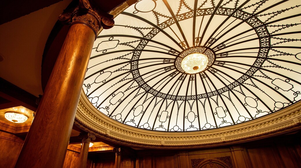 Pigeon Forge featuring interior views