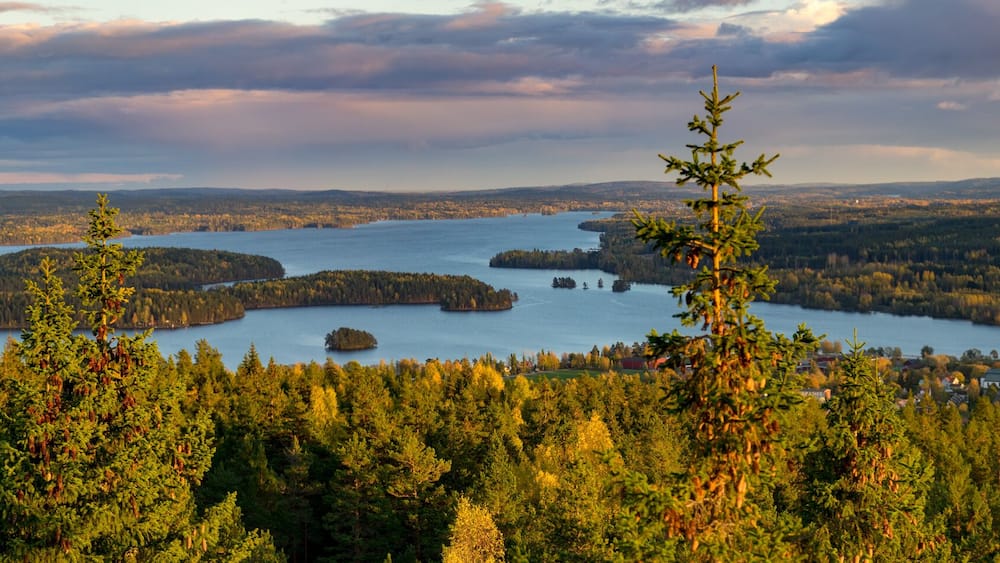 Town called Smedjebacken and lake Norra Barken in Dalarna, Sweden