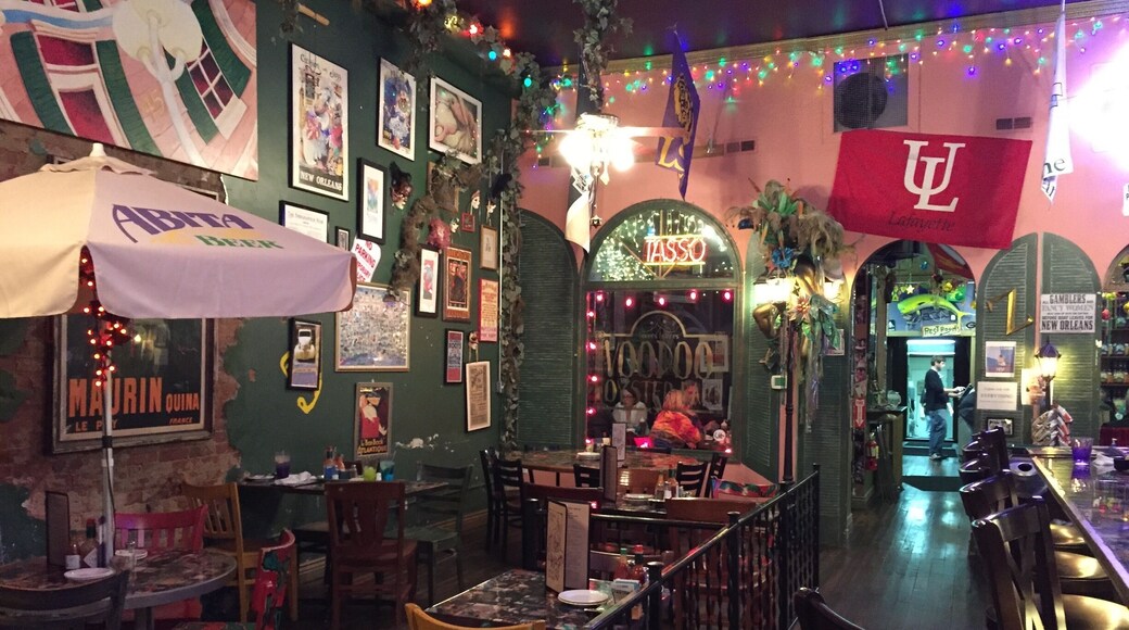 Zydeco's Cajun/Creole Restaurant - a must -you think your in Louisiana. There is a choice of a bar area, restaurant with or without the little ones. Small Cajun store. Worth a drive to see.