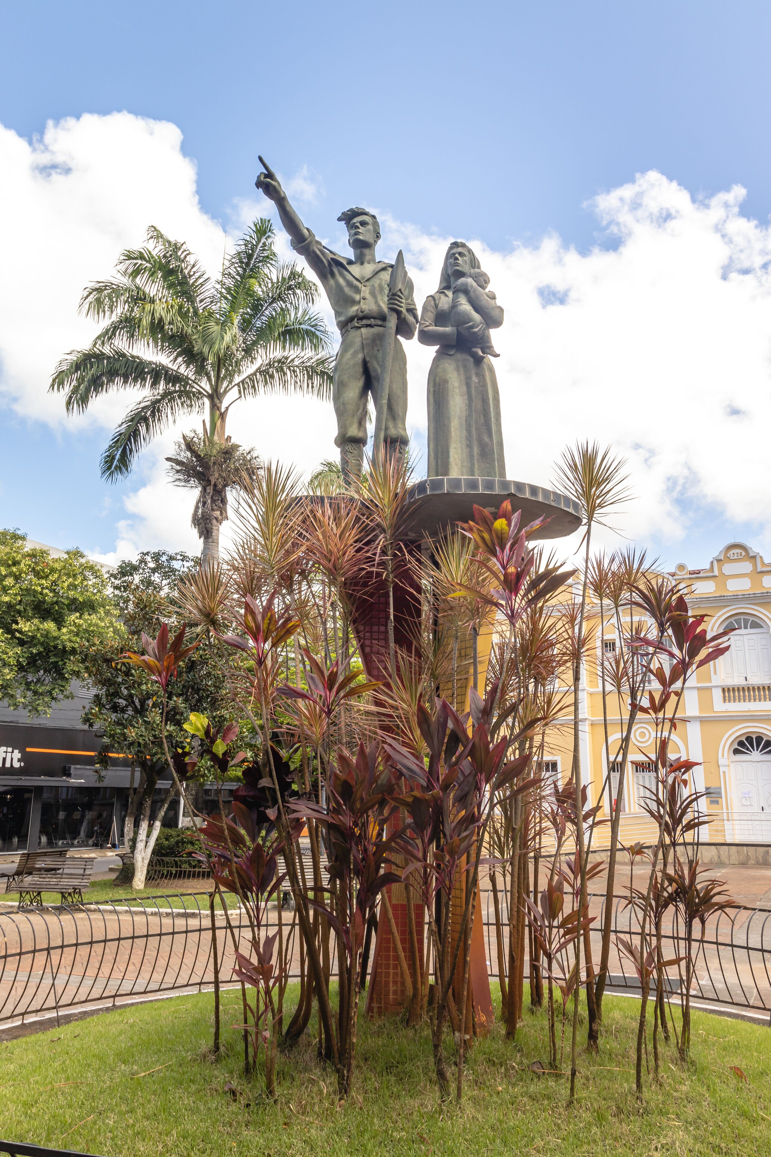 sculpture in a public square in the city of Teófilo Otoni, State of Minas Gerais, Brazil
