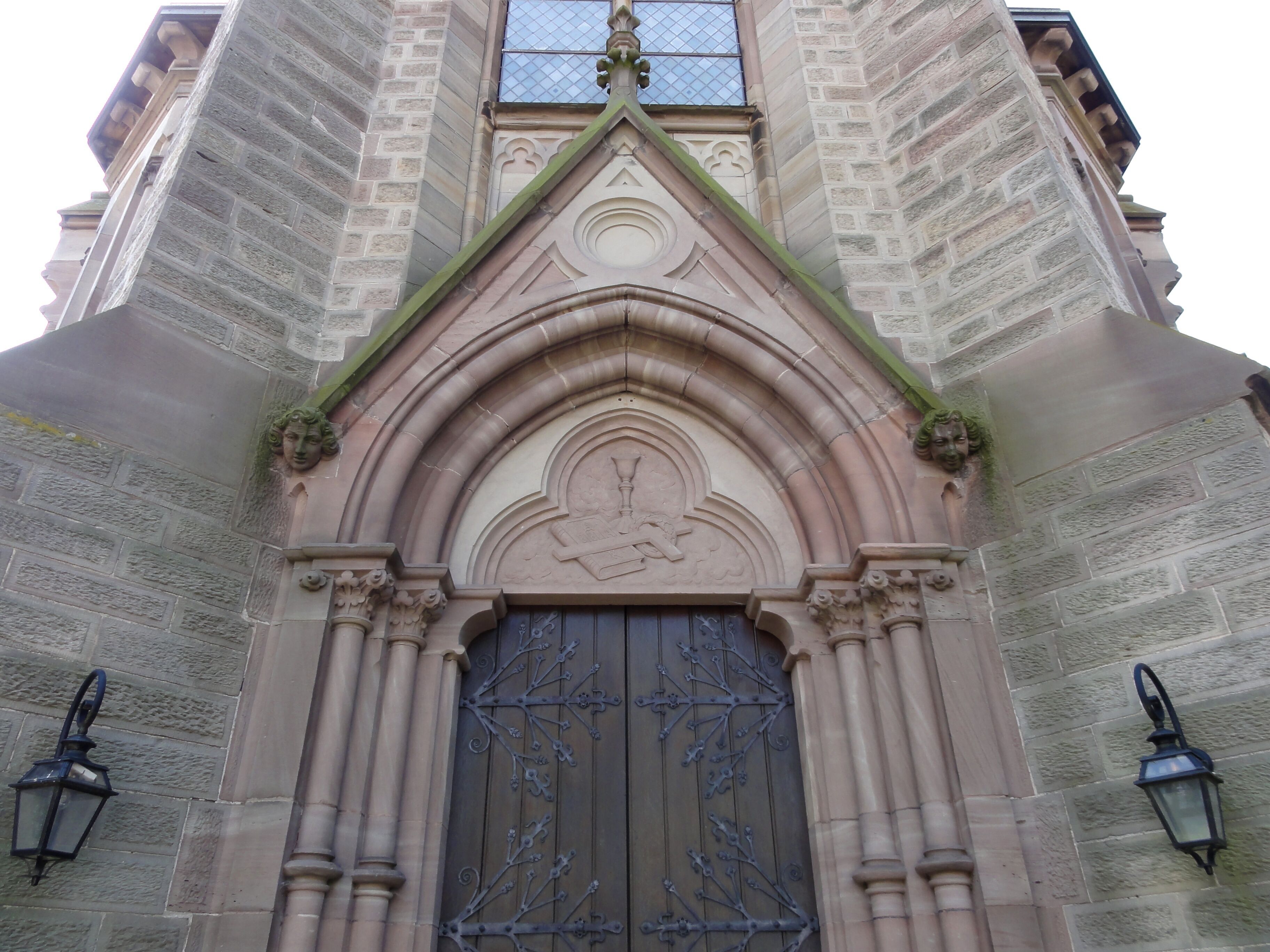 This building is indexed in the Base Mérimée, a database of architectural heritage maintained by the French Ministry of Culture, under the reference IA00023234 .