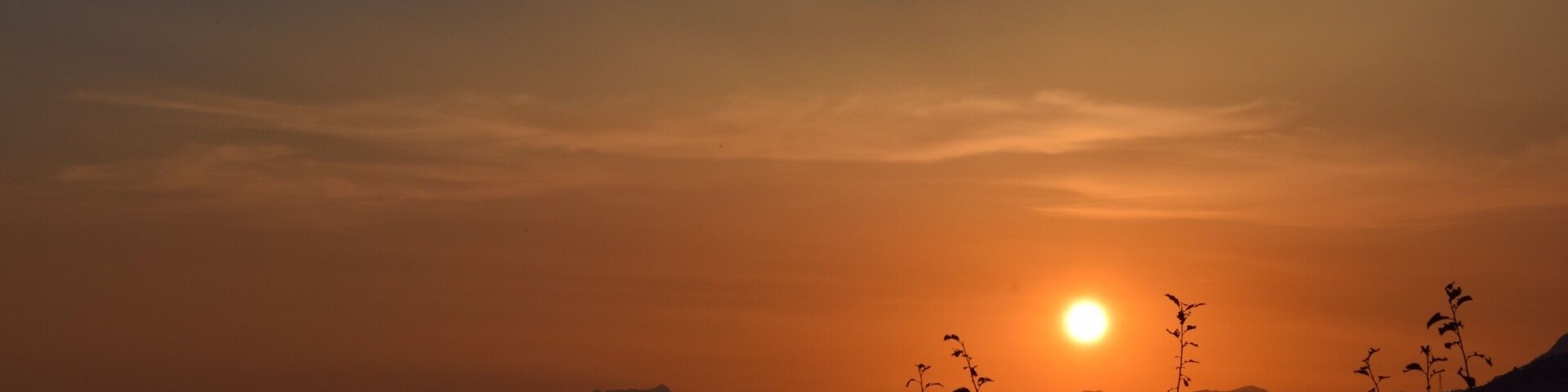 Wishing I was back watching the sunset over the French Alps in July 🌏